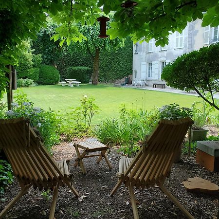 Logis Des Tourelles Acomodação com café da manhã Cognac Exterior foto